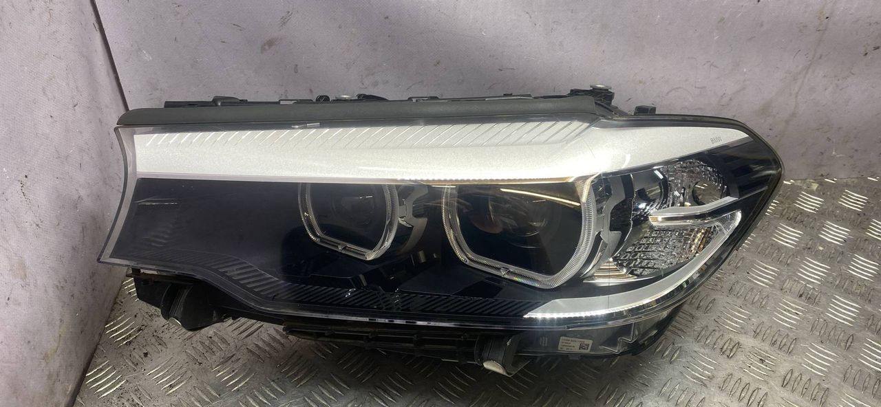 фара левая BMW 5 серия G30/G31 G31 2018, 2.0 л., B48 B20 A, бензин, задний привод, правый руль, 7439186, 8499113, 10392030009