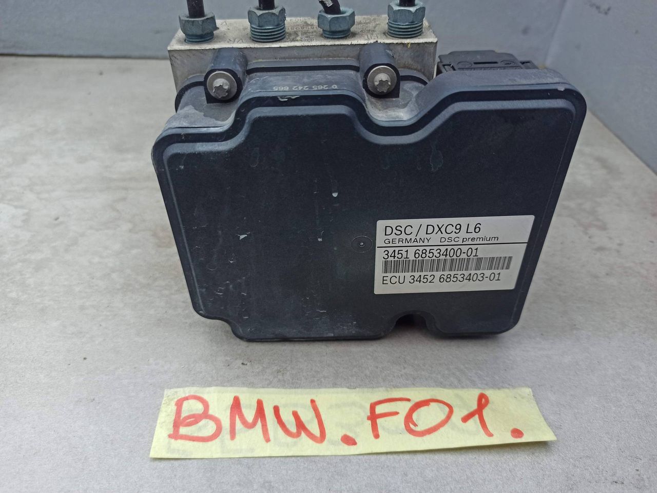 блок ABS BMW 7 серия F01/F02 [рестайлинг] 2013, 3.0 л., N55 B30 A, бензин, 6853403