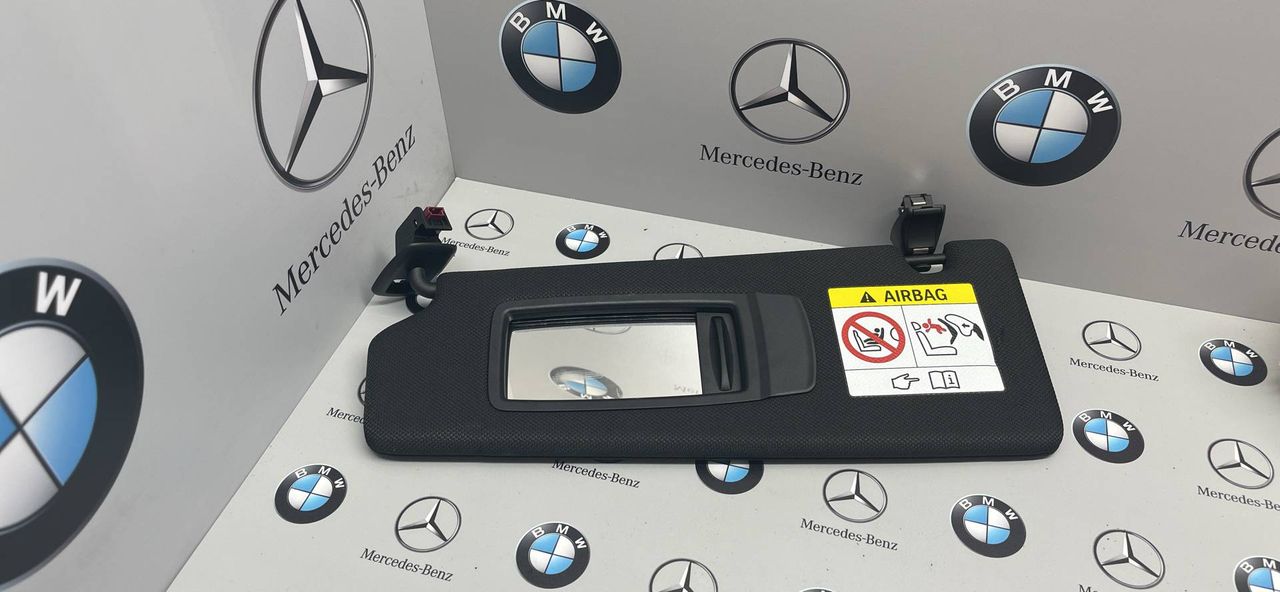 козырек солнцезащитный BMW 5 серия G30/G31 G31 2018, 2.0 л., B48 B20 A, бензин, задний привод, правый руль