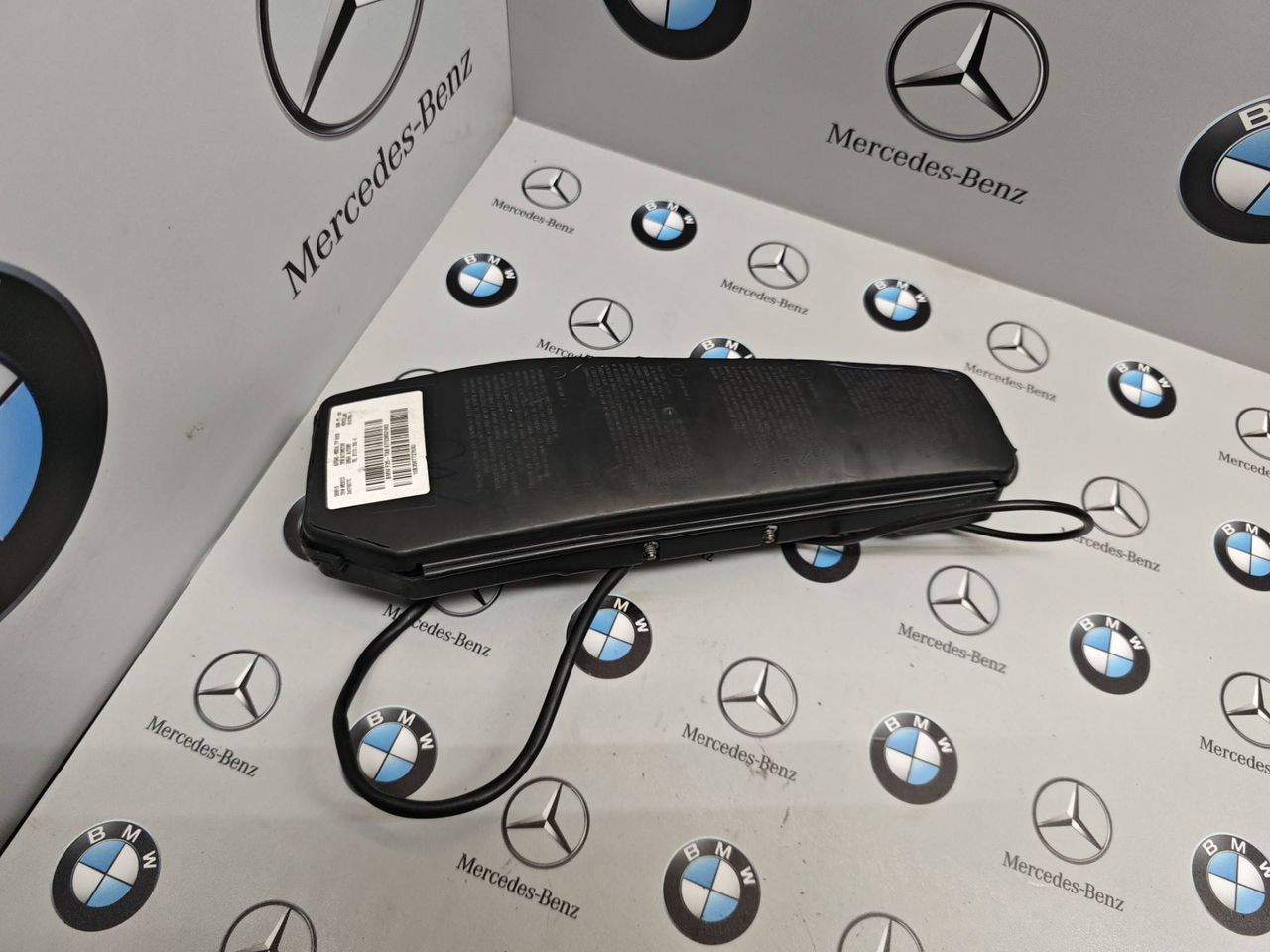 подушка безопасности сиденья BMW X3 F25 2011, 3.0 л., N52 B30, бензин, 34075682