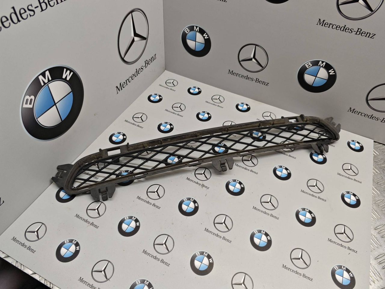 заглушка (решетка) в бампер BMW X3 F25 2014, 2.8 л., бензин, 7210466