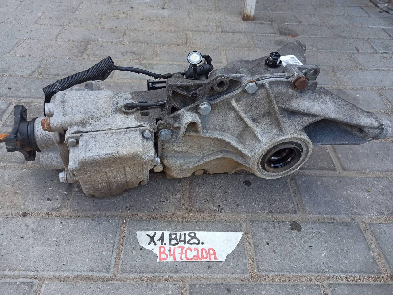 редуктор заднего моста BMW X1 F48 2017, 1.8 л., дизель, АКПП, 475, полный привод, 8692605, 8692602, 8692604