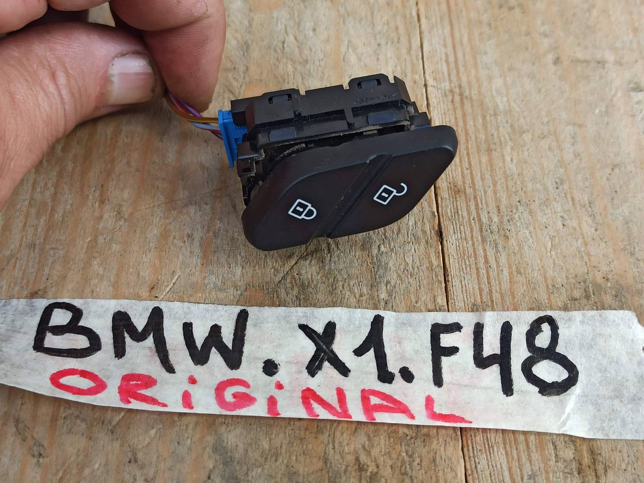 кнопка центрального замка BMW X1 F48 2017, 1.8 л., дизель, АКПП, 475, полный привод, 9320642