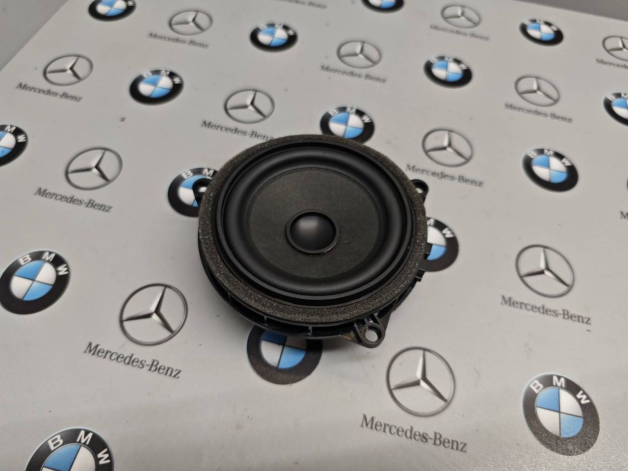 динамик двери BMW X3 F25 2014, 2.8 л., бензин, 9240642