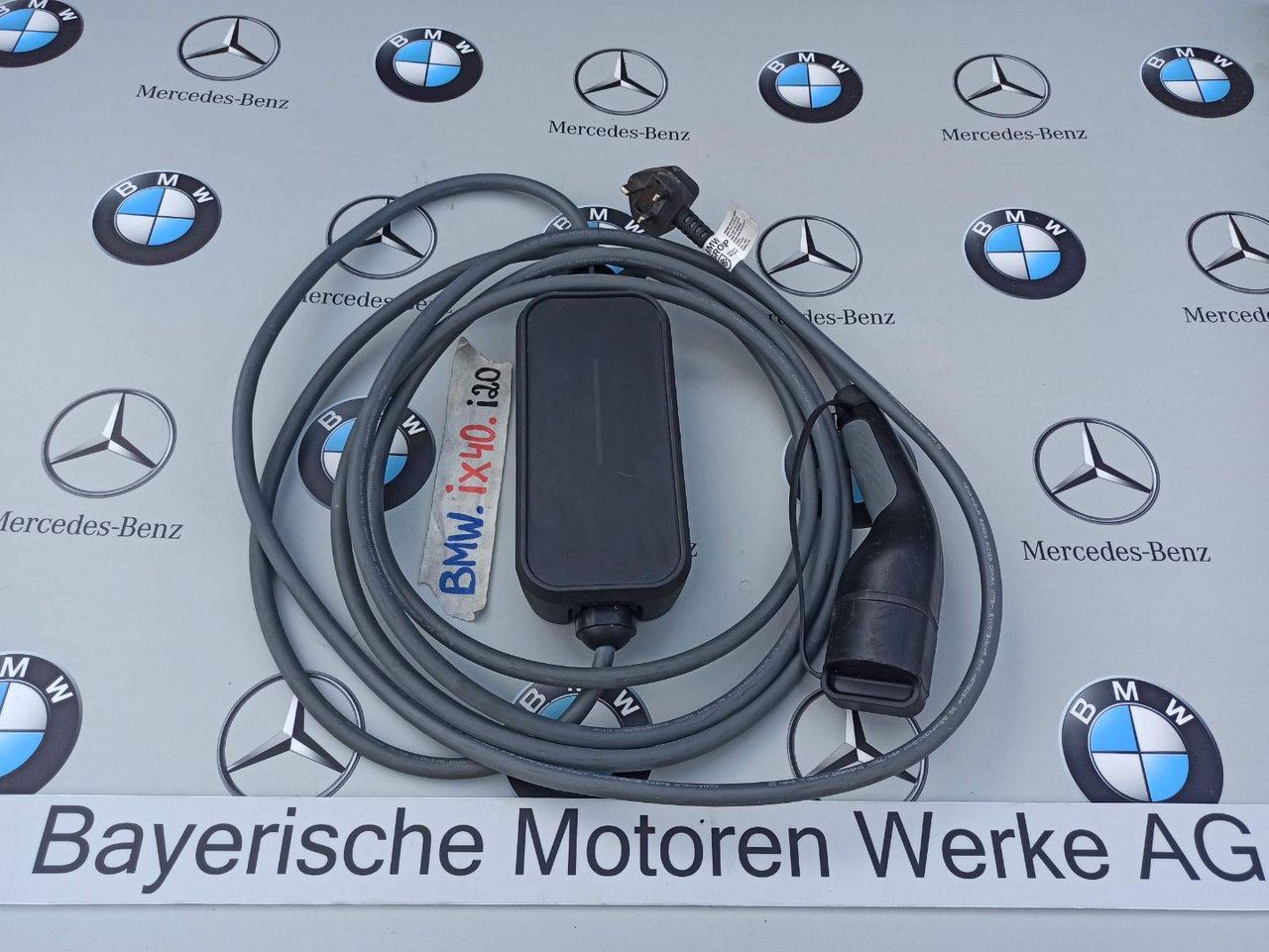 зарядка для электромобиля BMW iX I20 2022, электро, полный привод, правый руль, 61905A25DD6, 5A25DD6