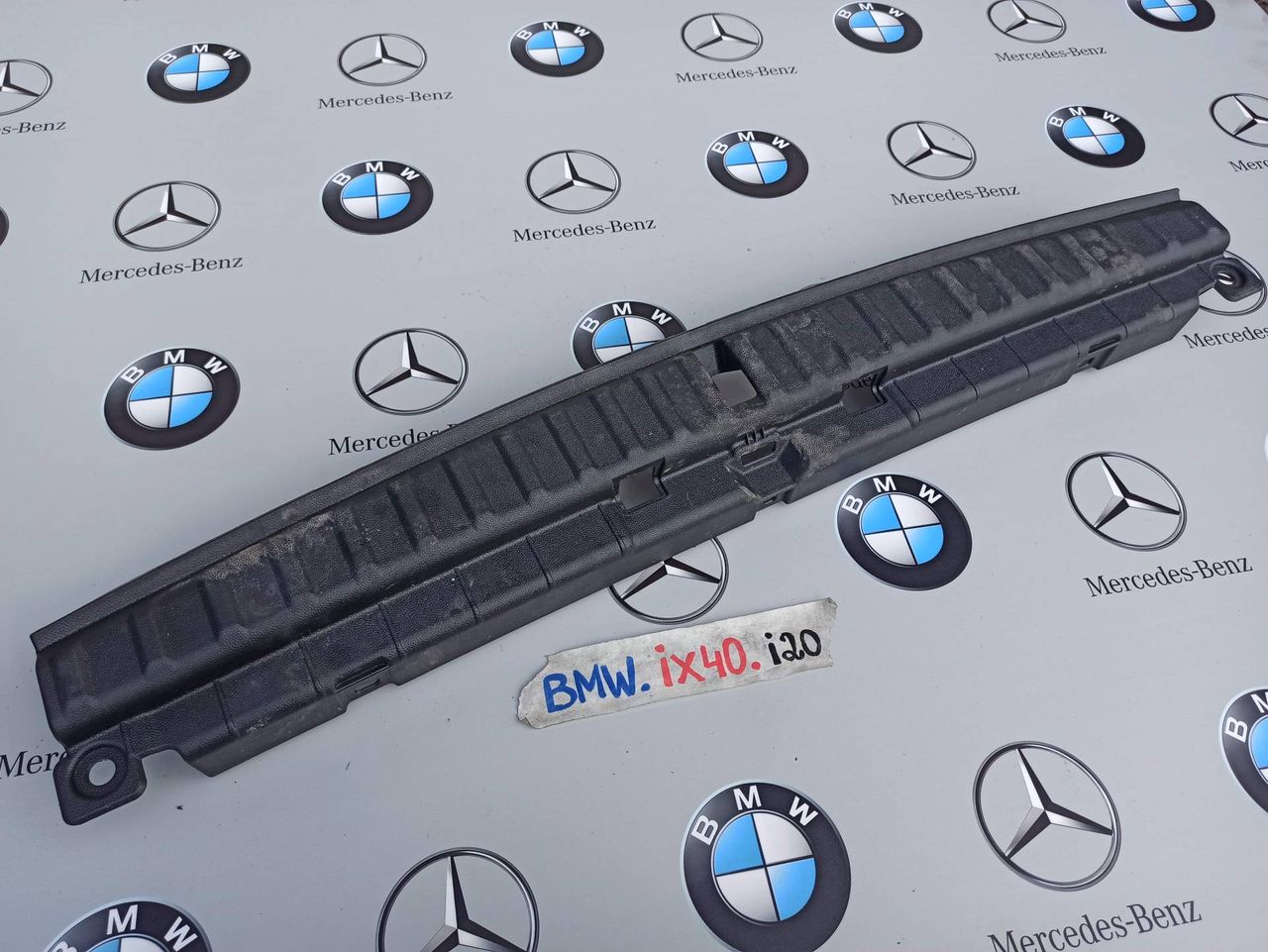 накладка внутренняя на заднюю панель кузова BMW iX I20 2022, электро, полный привод, правый руль, 7948309
