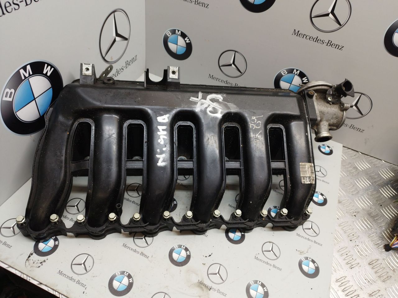 коллектор впускной BMW X5 E70 2010, 3.5 л., дизель, 7809761