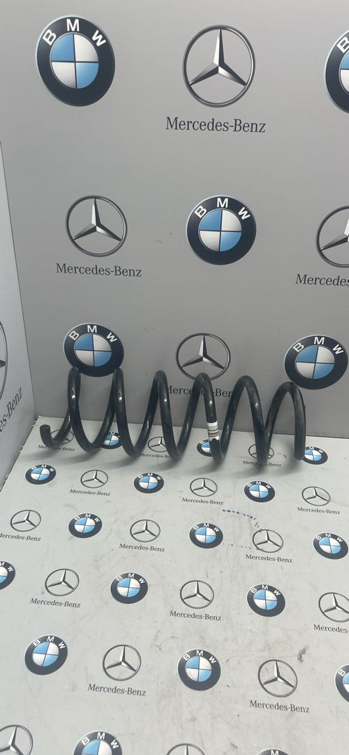 пружина передняя BMW 5 серия G30/G31 [рестайлинг] 2022, 3.0 л., бензин, полный привод