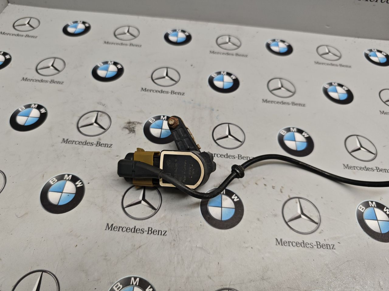 датчик дорожного просвета Mercedes-Benz C-Класс W204/S204 2010, A0035426618