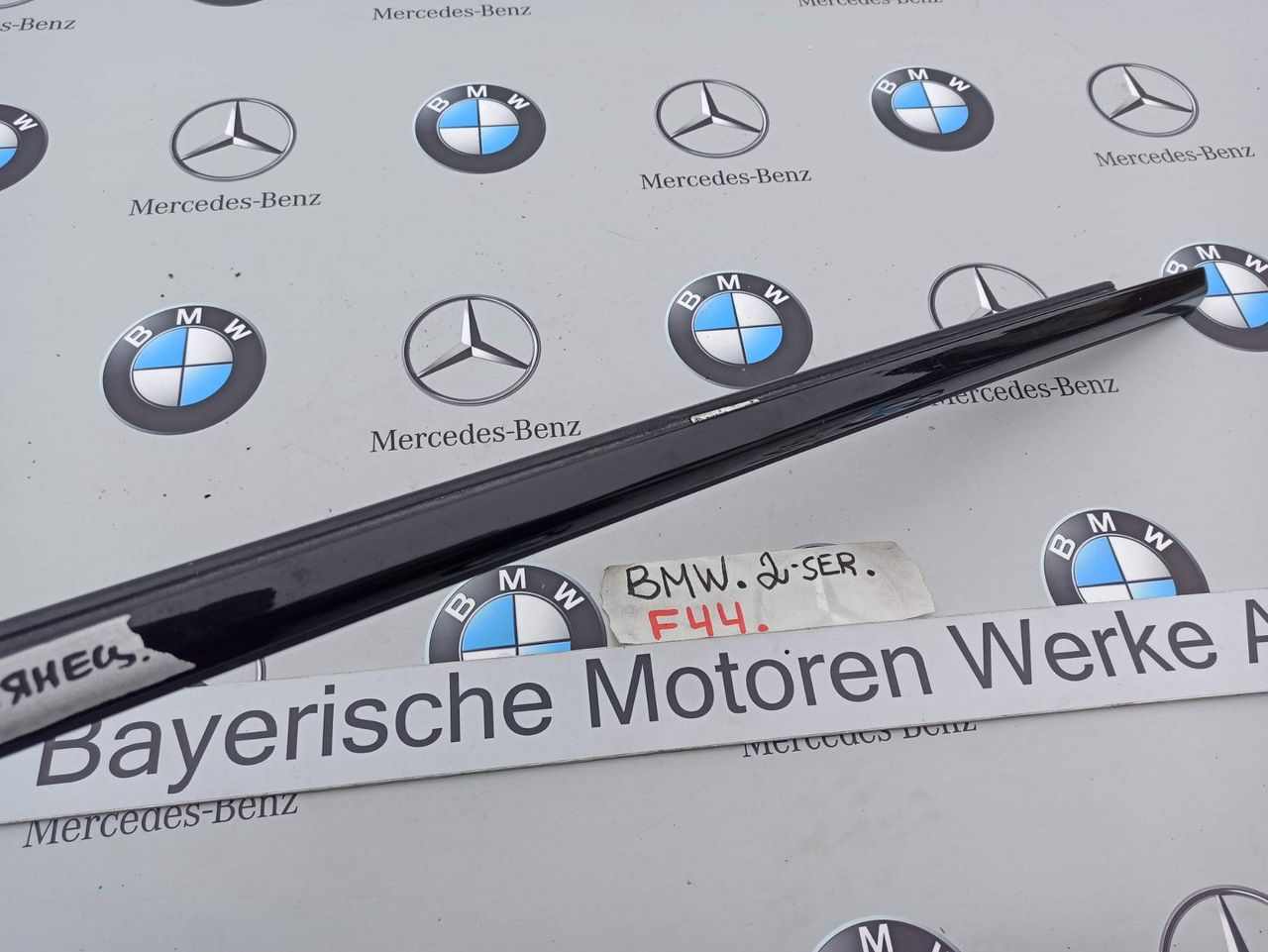 молдинг двери задней правой BMW 2 серия F44 2020, 2.0 л., бензин, хетчбэк 5 дв., полный привод, 7483140