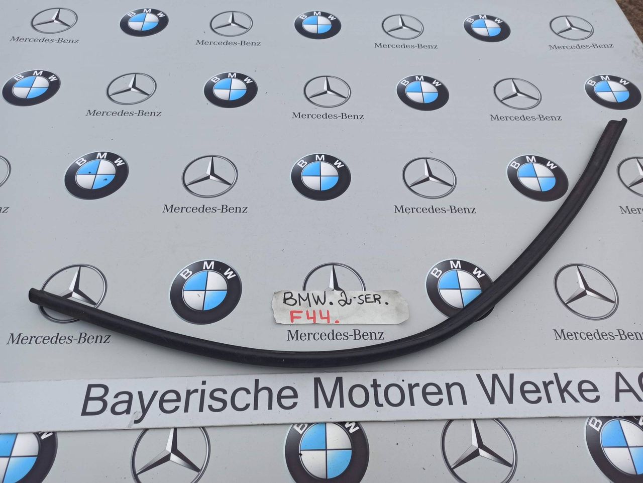 уплотнитель подкапотного пространства BMW 2 серия F44 2020, 2.0 л., бензин, хетчбэк 5 дв., полный привод, 7910675