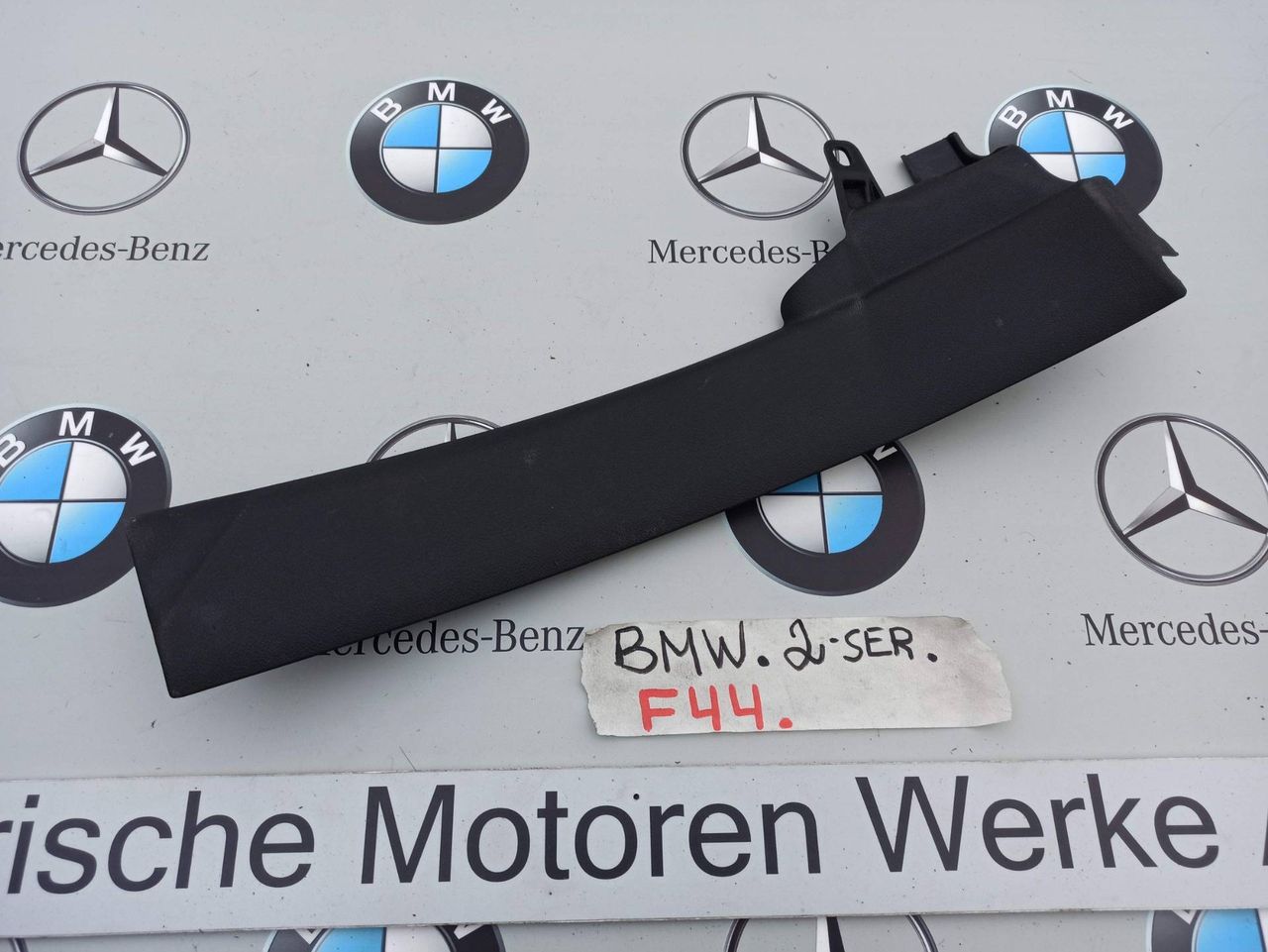 накладка на порог BMW 2 серия F44 2020, 2.0 л., бензин, хетчбэк 5 дв., полный привод, 7475709