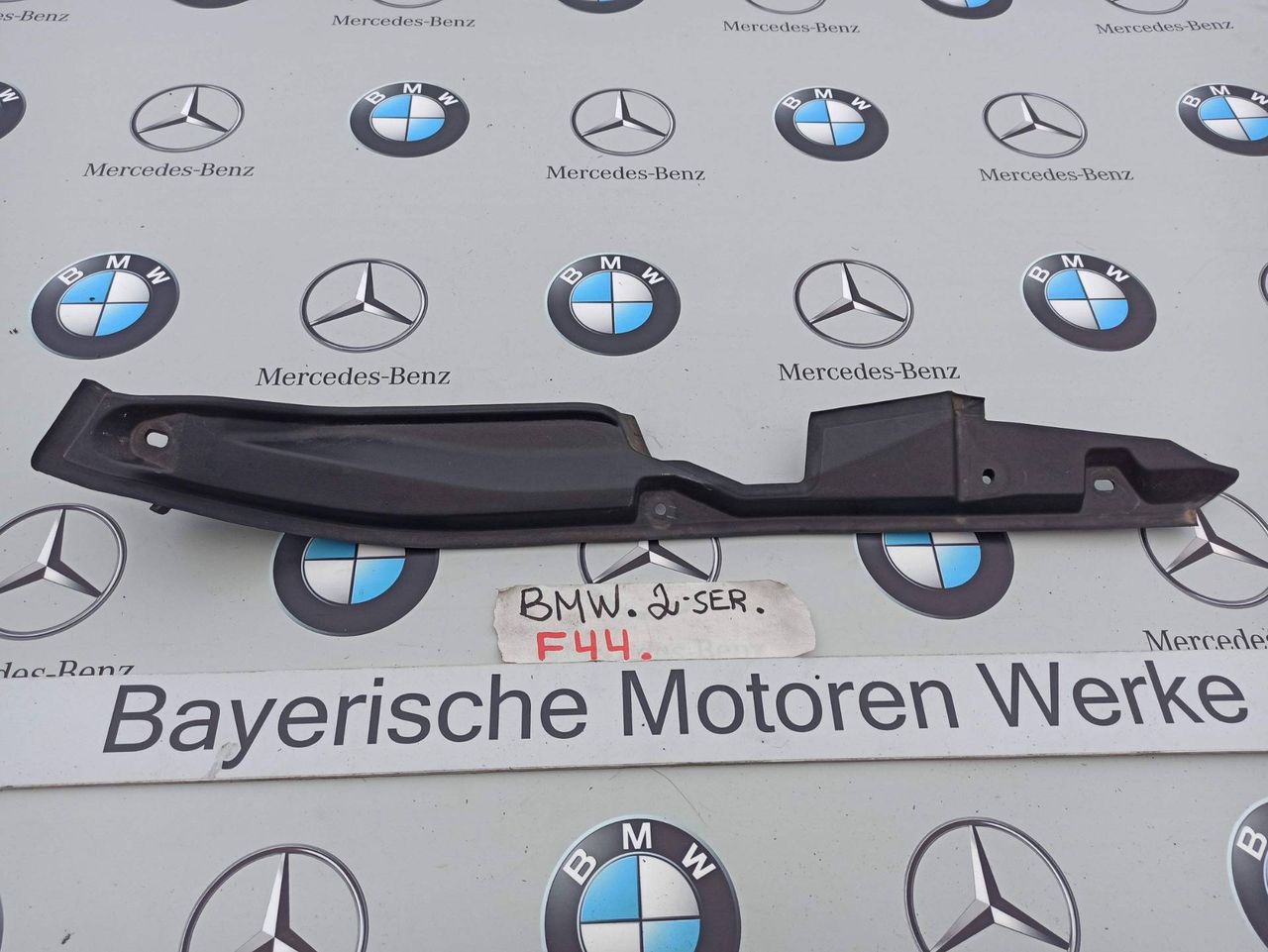 пластик BMW 2 серия F44 2020, 2.0 л., бензин, хетчбэк 5 дв., полный привод, 7450920