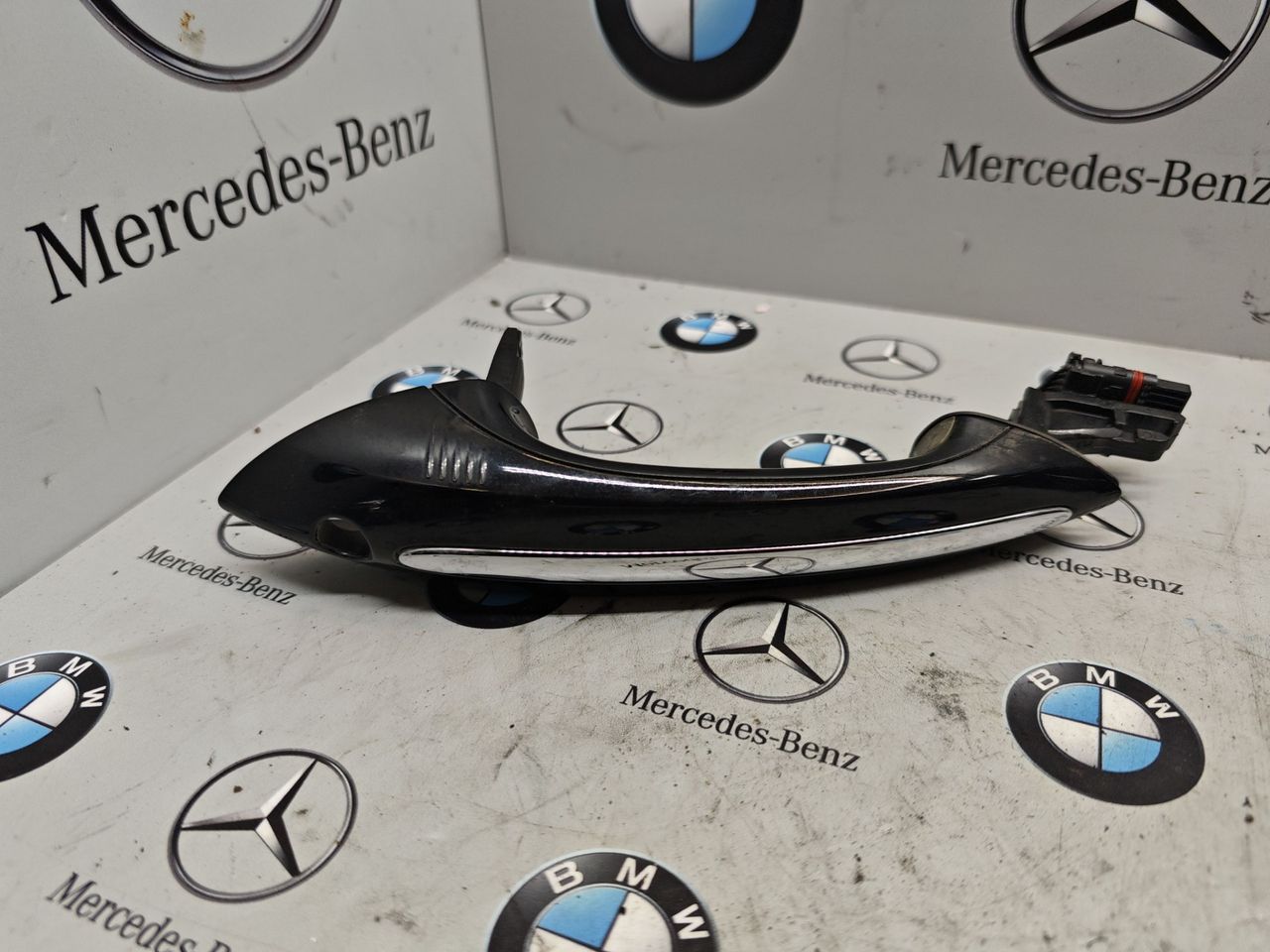 ручка наружная BMW 7 серия F01/F02 [рестайлинг] 2014, 3.0 л., N55 B30 A, бензин, 7305366
