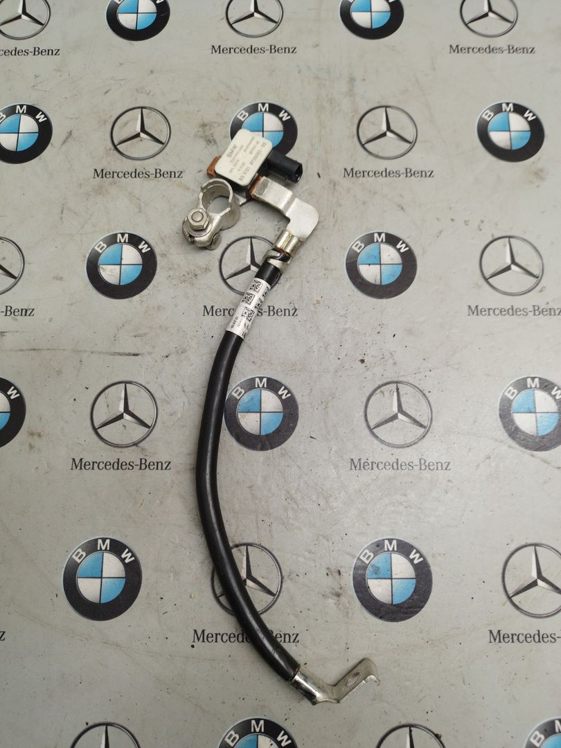 минусовой провод аккумулятора BMW 5 серия G30/G31 [рестайлинг] 2022, 3.0 л., бензин, полный привод, 8736083