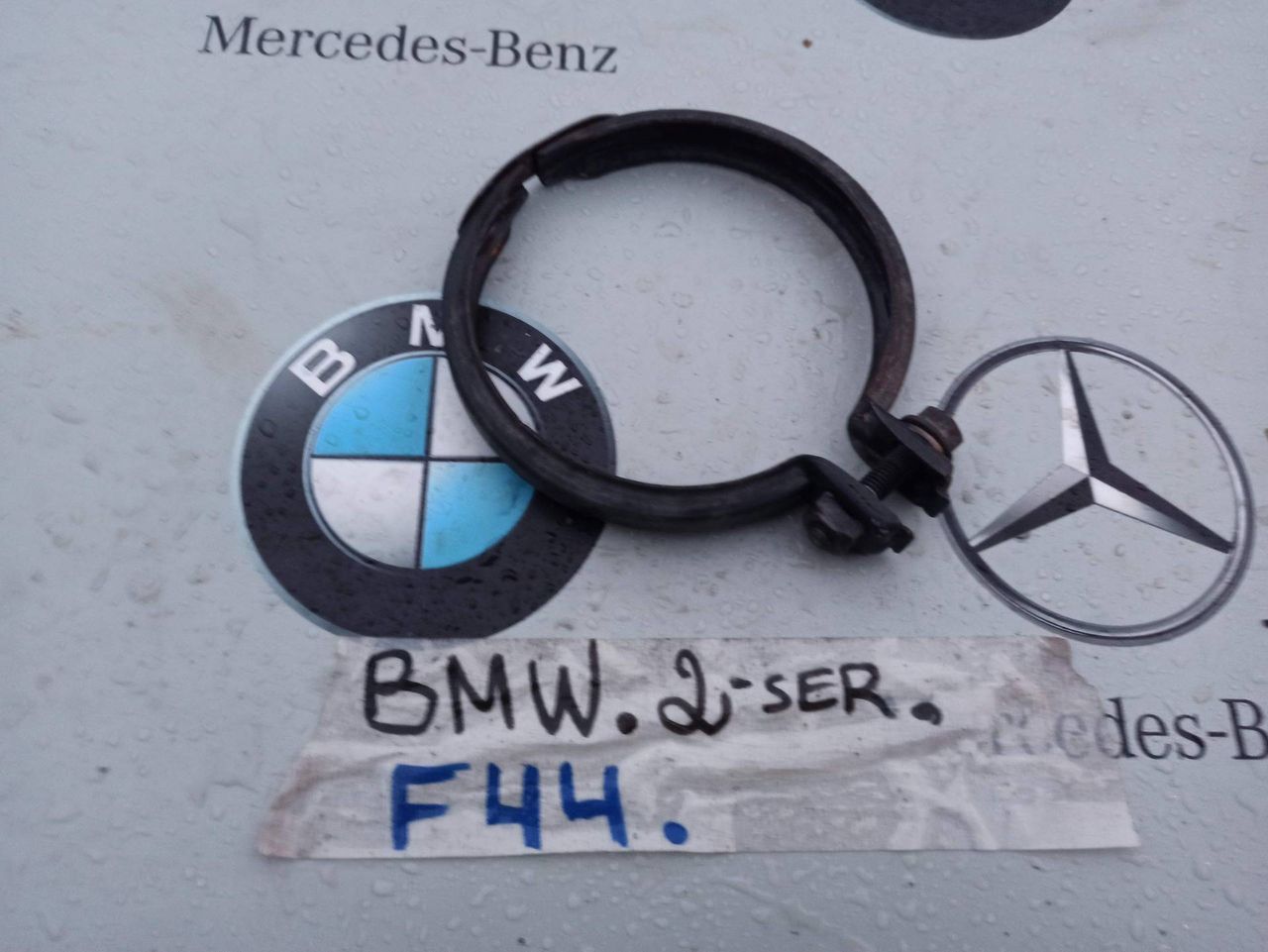 хомут глушителя BMW 2 серия F44 2020, 2.0 л., бензин, хетчбэк 5 дв., полный привод, 7606136