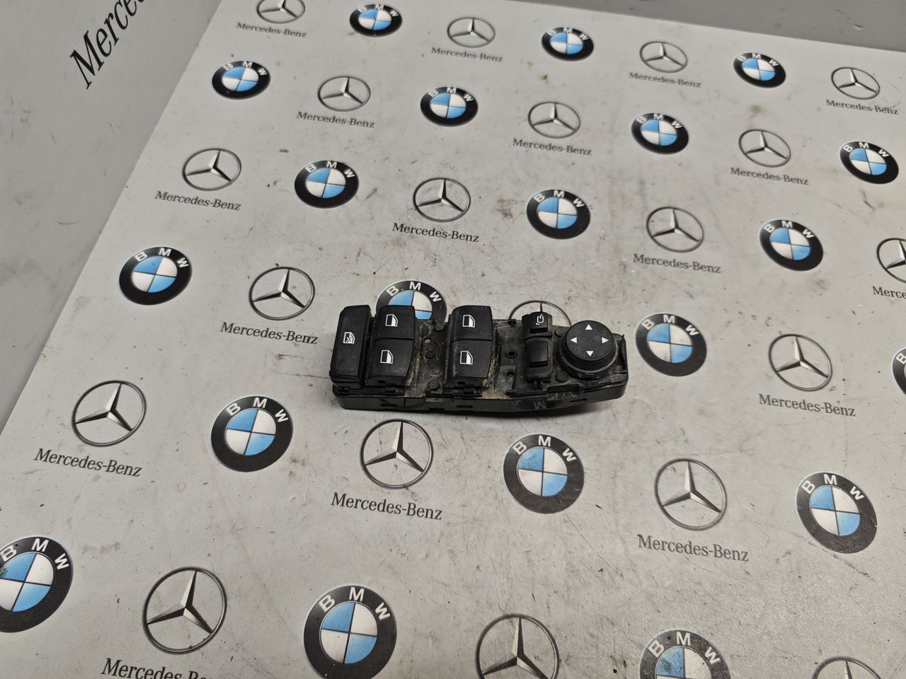 блок управления стеклоподъемниками BMW X5 F15 2017, 3.0 л., N55 B30 A, бензин, АКПП, 9362116