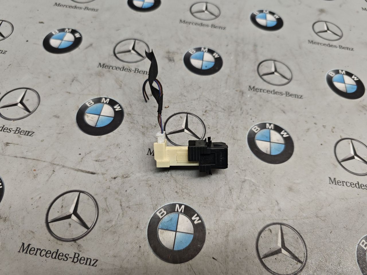 Датчик педали тормоза (лягушка) BMW X5 F15 2017, 3.0 л., N55 B30 A, бензин, АКПП, 9240076
