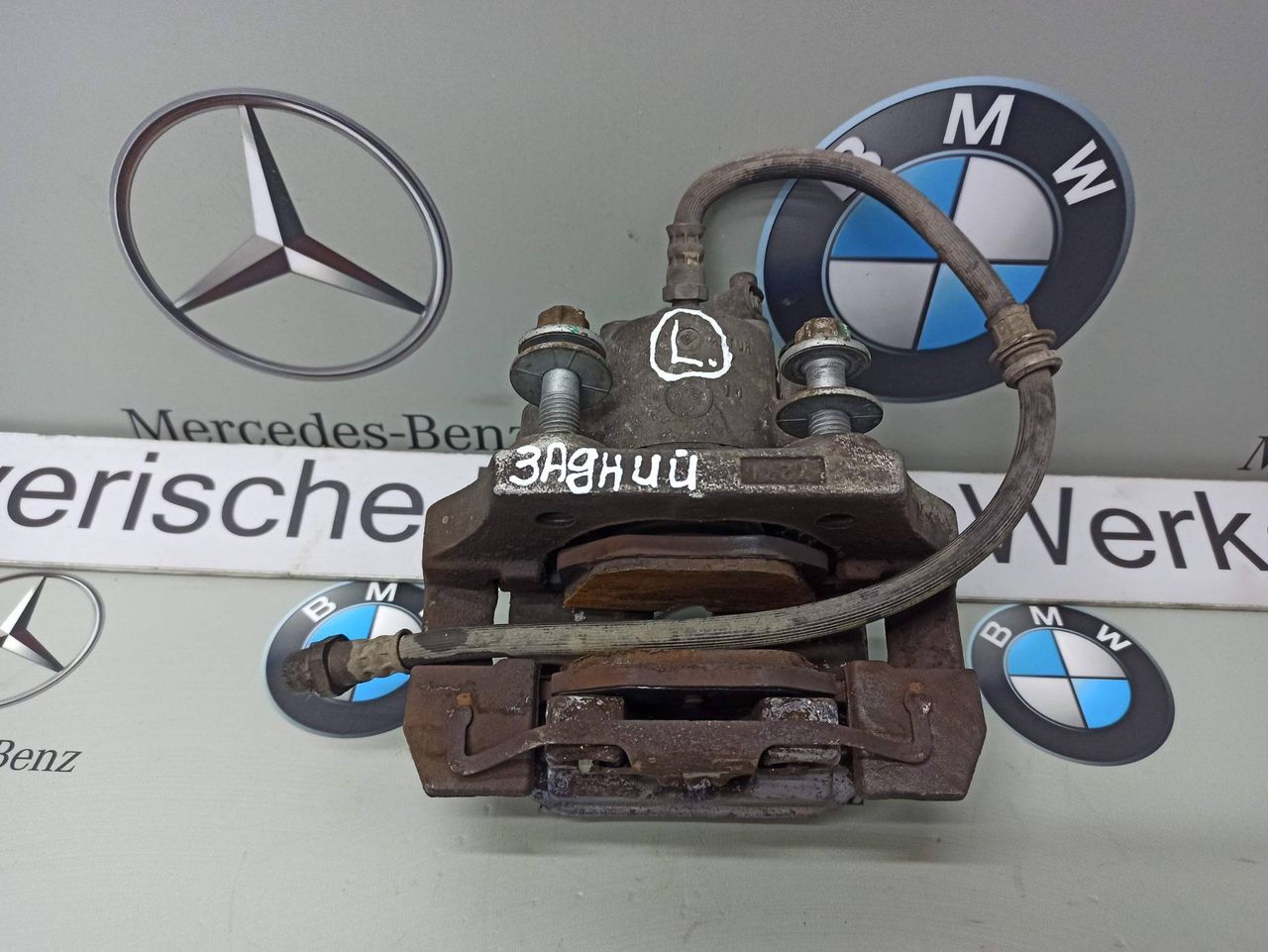 суппорт задний левый BMW X5 E70 [рестайлинг] 2012, 3.0 л., N57 D30 A, дизель