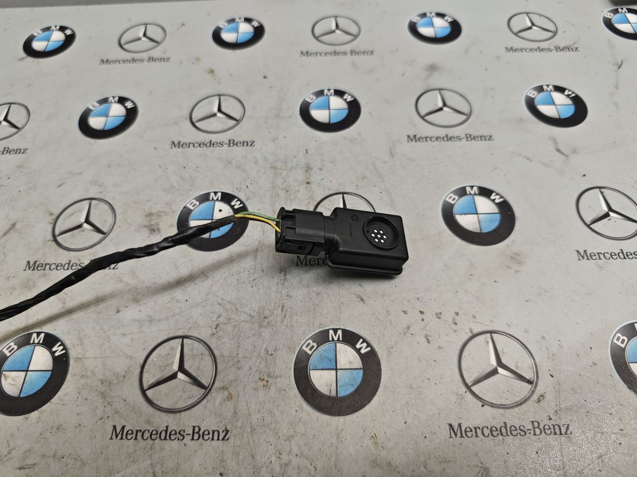 датчик загрязнения воздуха BMW 5 серия F07/F10/F11 2012, 9305877