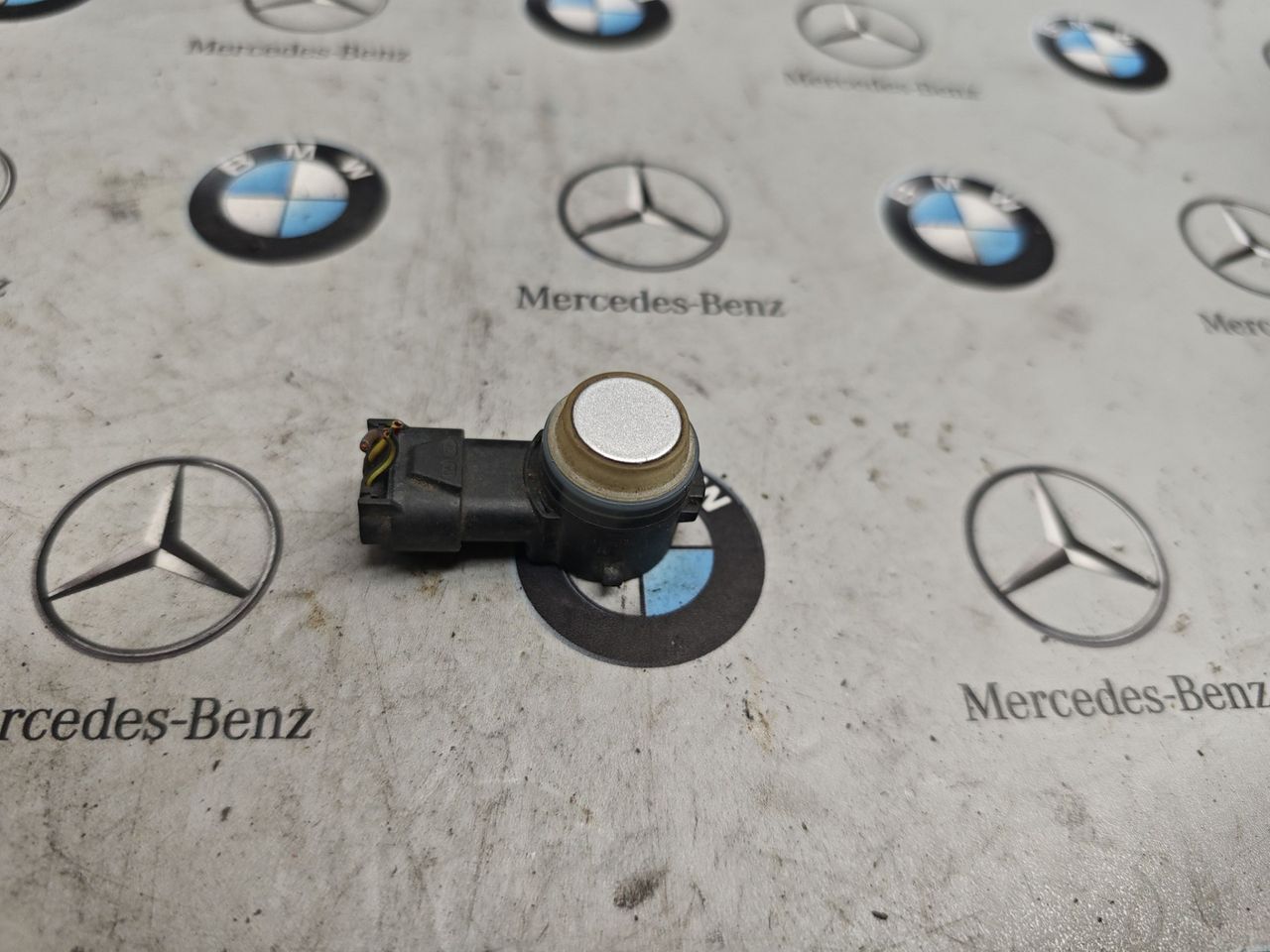 датчик парктроника Mercedes-Benz E-Класс W212 [рестайлинг] 2015, A0009059300