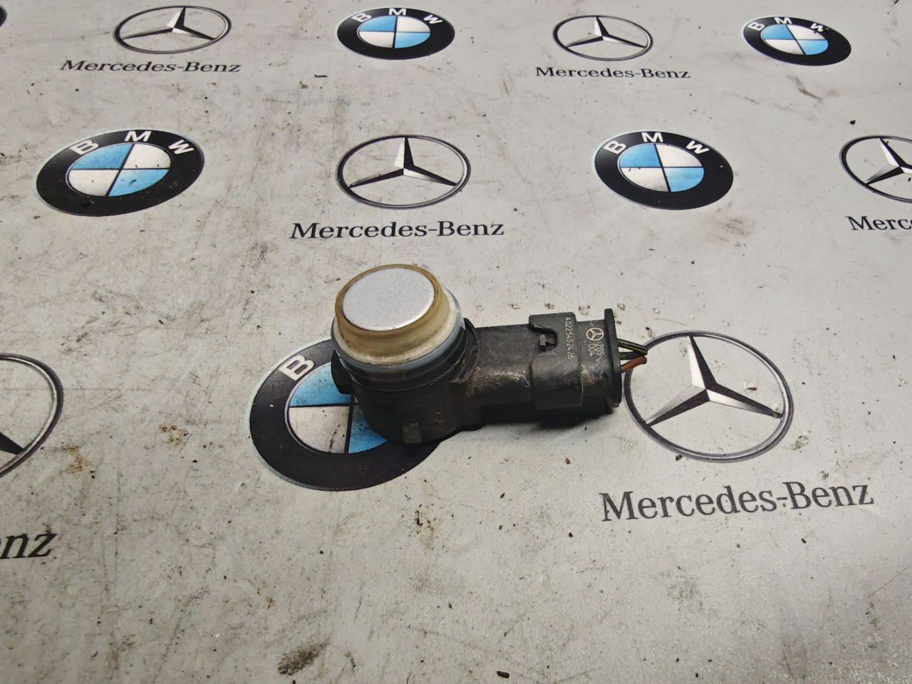 датчик парктроника Mercedes-Benz E-Класс W212 [рестайлинг] 2015, A0009059300