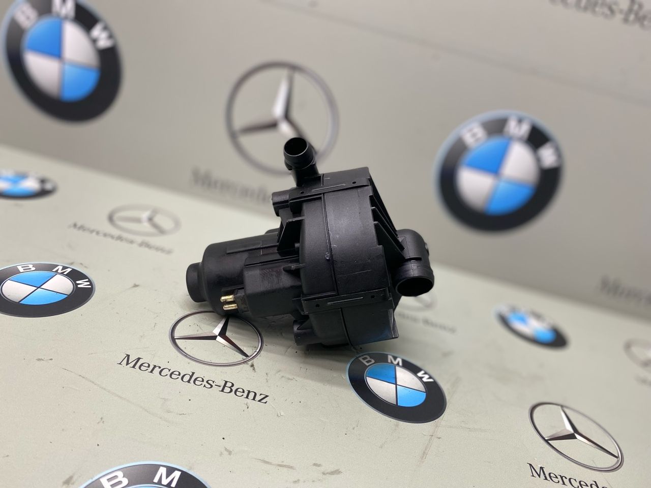 насос продувки катализатора Mercedes-Benz C-Класс W204 [рестайлинг] 2012, 1.8 л., M 271.860, бензин, A0001406785