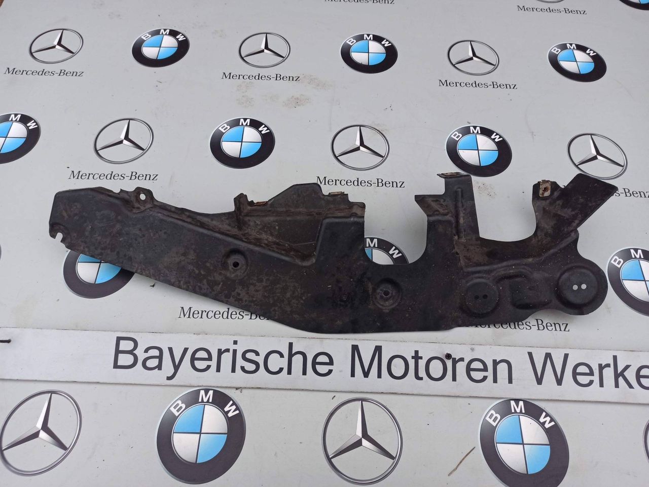 кожух (защита) рулевого механизма BMW X6 F16 2016, 3.0 л., бензин, правый руль, 7325400