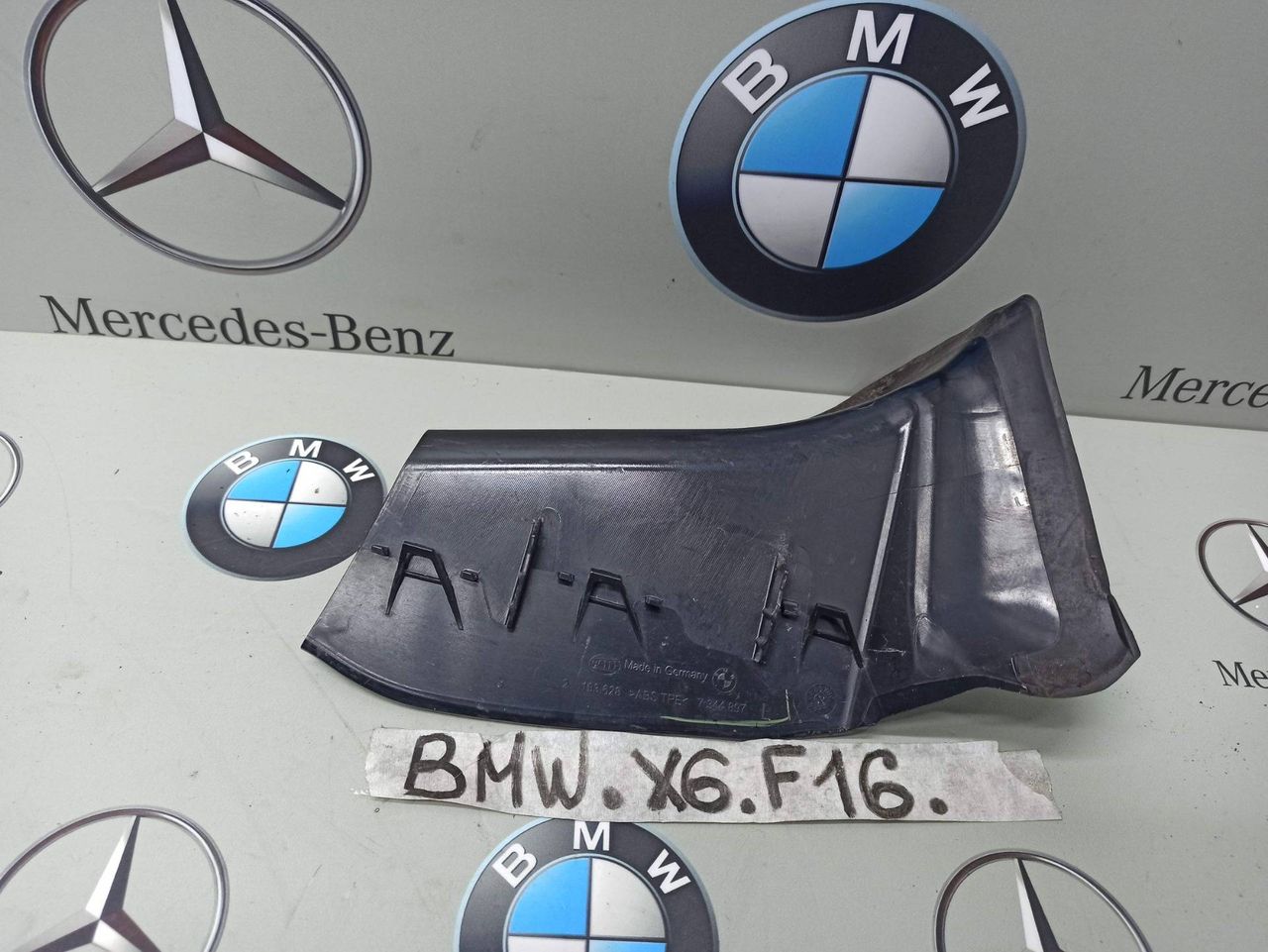 водосток крышки багажника BMW X6 F16 2016, 3.0 л., бензин, правый руль, 9288756, 7344897