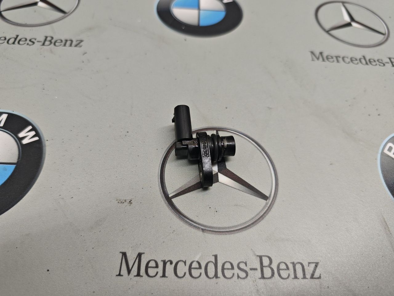 датчик распредвала Mercedes-Benz C-Класс W205 [рестайлинг] 2018, 1.5 л., M264 E15, бензин, A2709050400