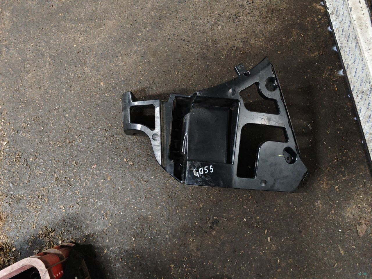 Крепление бампера заднего BMW X5 F15 2017, 3.0 л., N55 B30 A, бензин, АКПП, 7294721