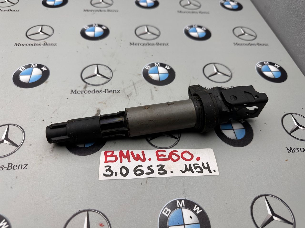 катушка зажигания BMW 5 серия E60/E61 2004, 3.0 л., M54 B30 (306S3), бензин, 1712219