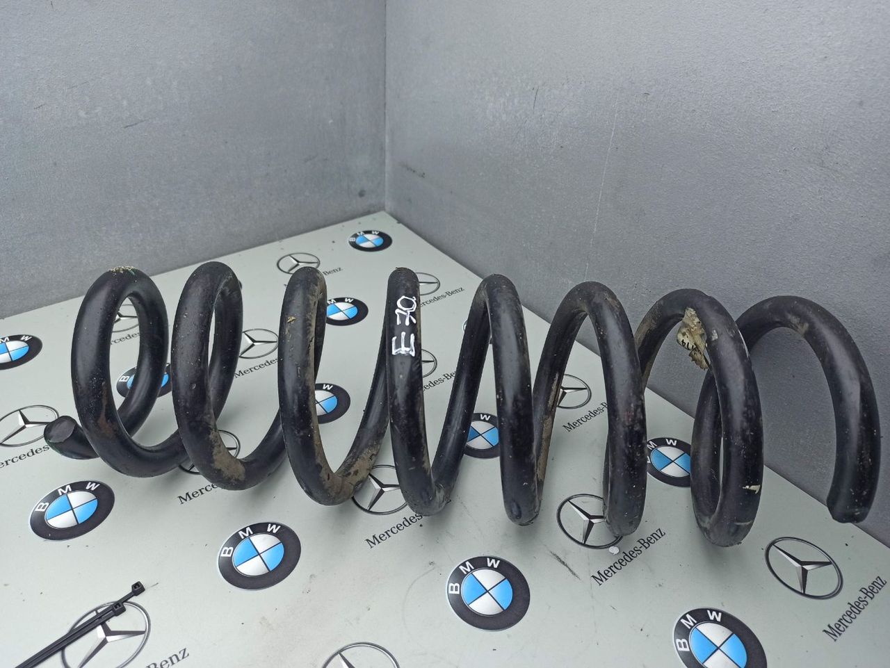 пружина передняя BMW X5 E70 [рестайлинг] 2010, 6778114