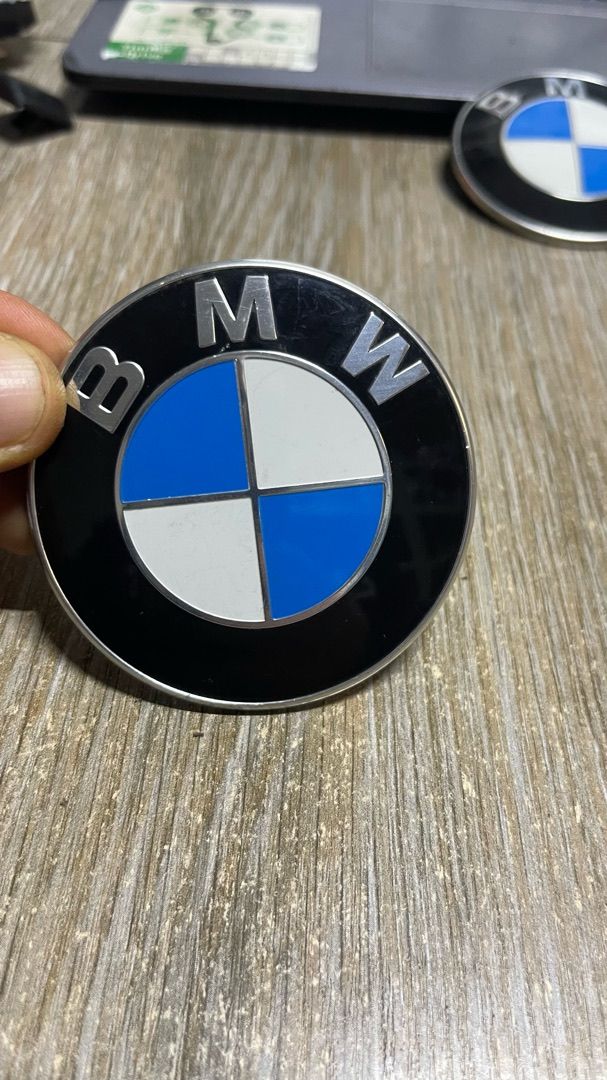 эмблема BMW 2 серия F22/F23 2014, 8219237