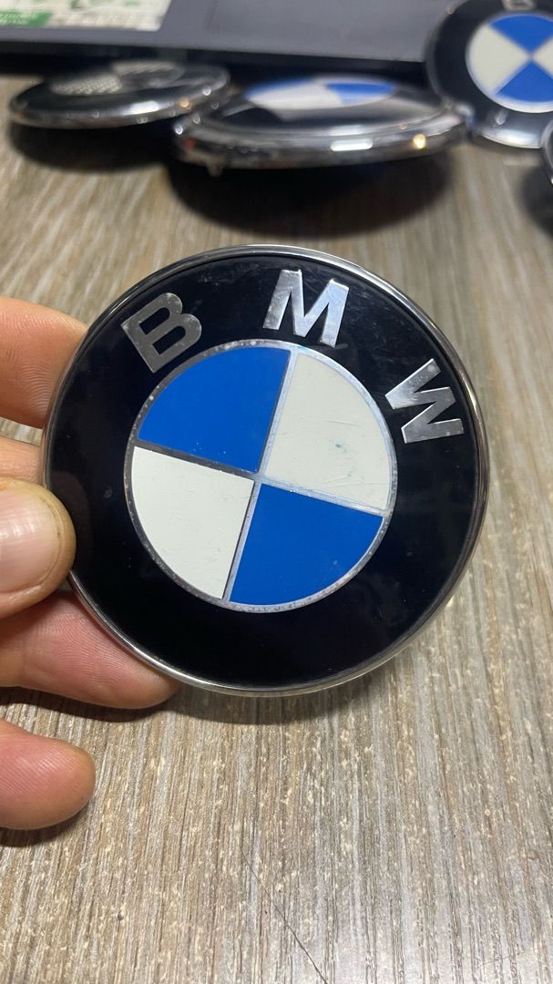 эмблема BMW 3 серия E90/E91/E92/E93 2007, 8219237