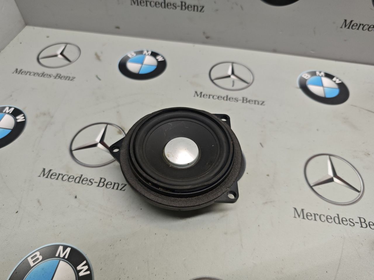 динамик двери BMW 5 серия F07/F10/F11 2012, 9169693