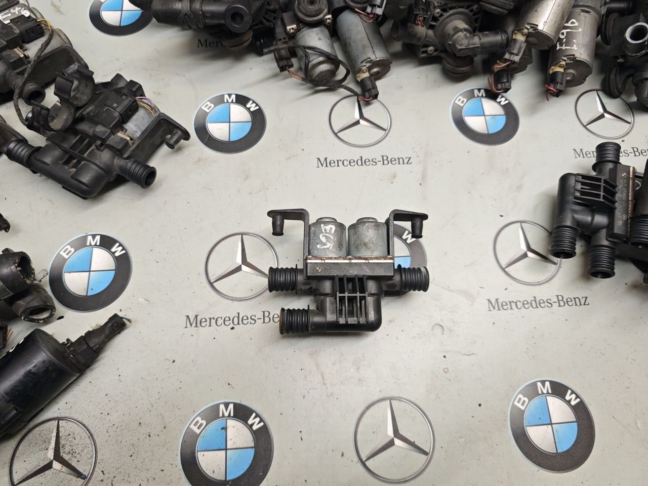кран отопителя (печки) BMW X5 E70 [рестайлинг] 2012, 6910544