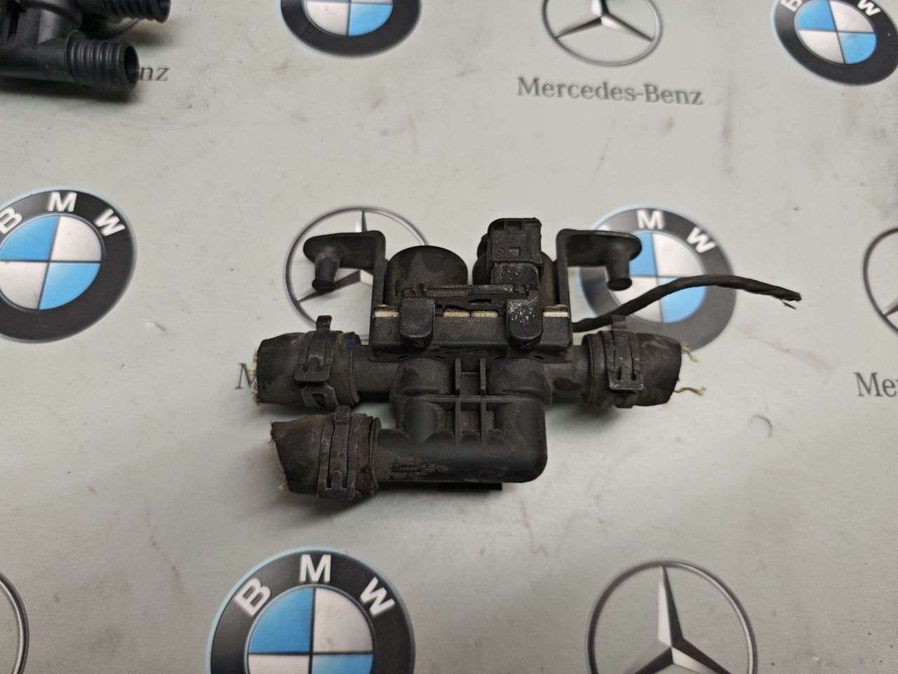 кран отопителя (печки) BMW 5 серия E60/E61 [рестайлинг] 2008, 6931708