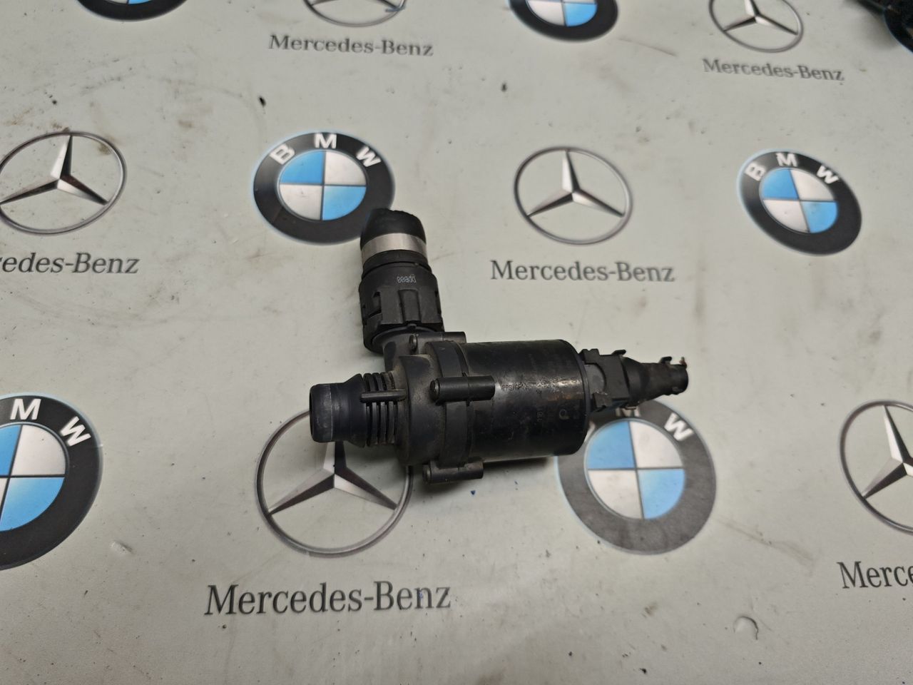 насос антифриза дополнительный BMW X5 E70 2009, 6922699