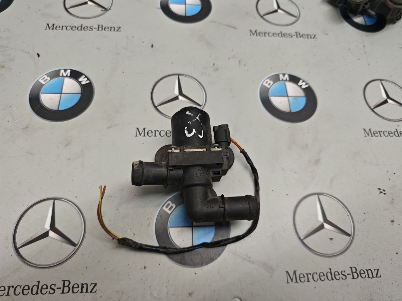 кран отопителя (печки) BMW 3 серия E90/E91/E92/E93 2006, 6928495