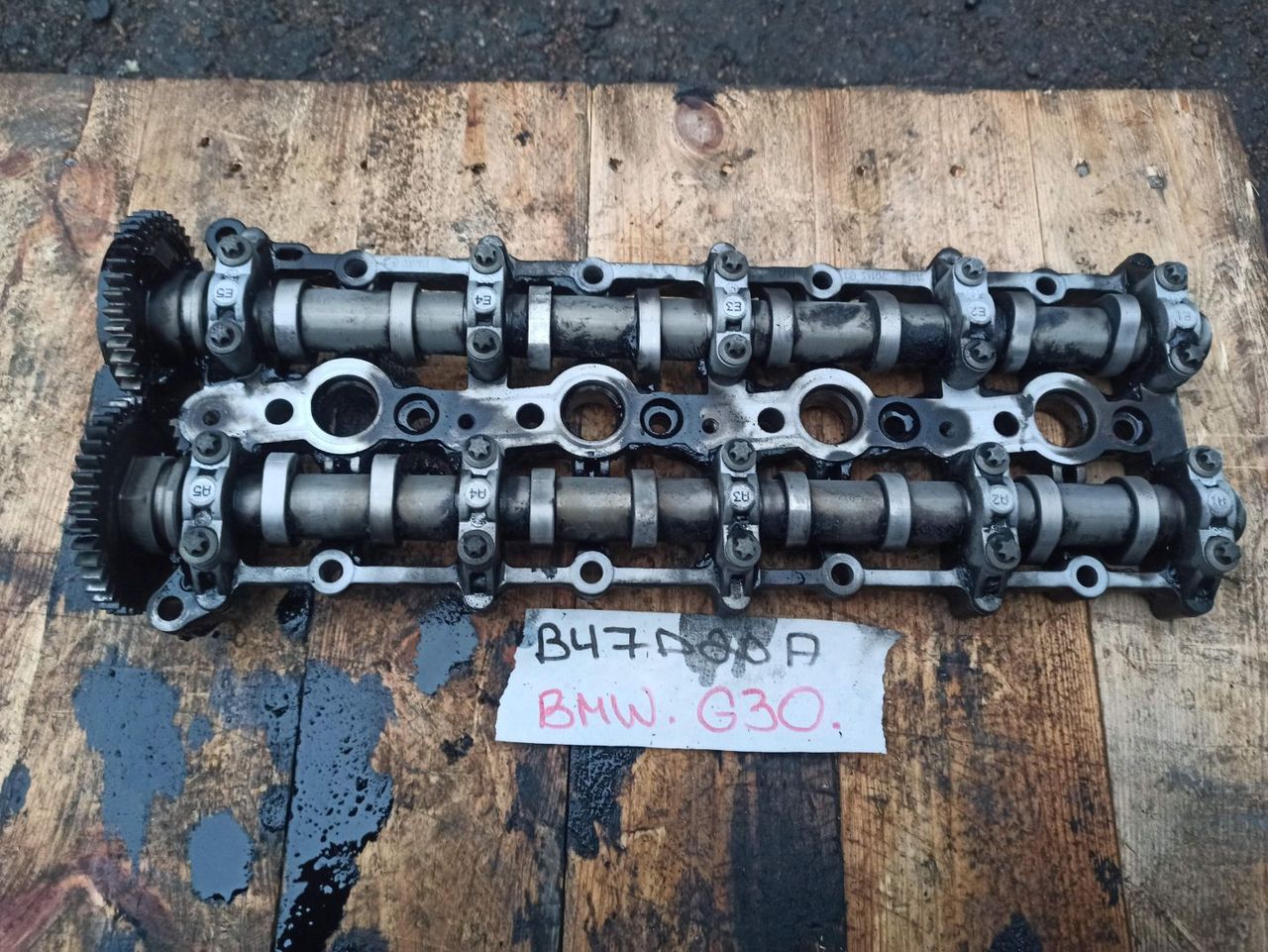 постель распредвала (бугель) BMW 5 серия G30/G31 2017, 2.0 л., B47 D20 A, дизель, 8570145, 8575438, 8575437