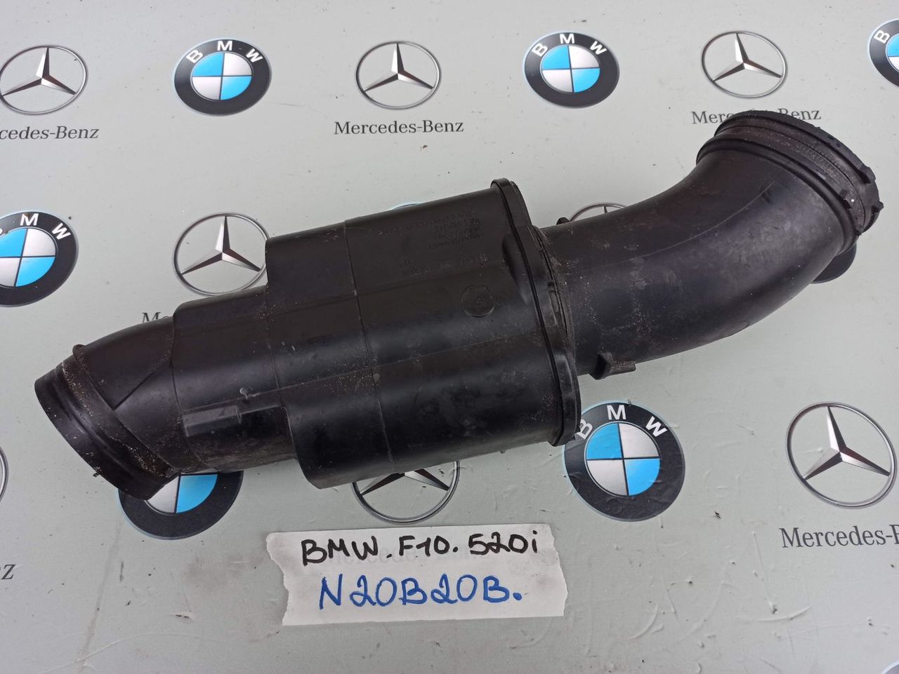 патрубок турбины BMW 5 серия F07/F10/F11 2011, 2.0 л., N20 B20 B, бензин, 7612094