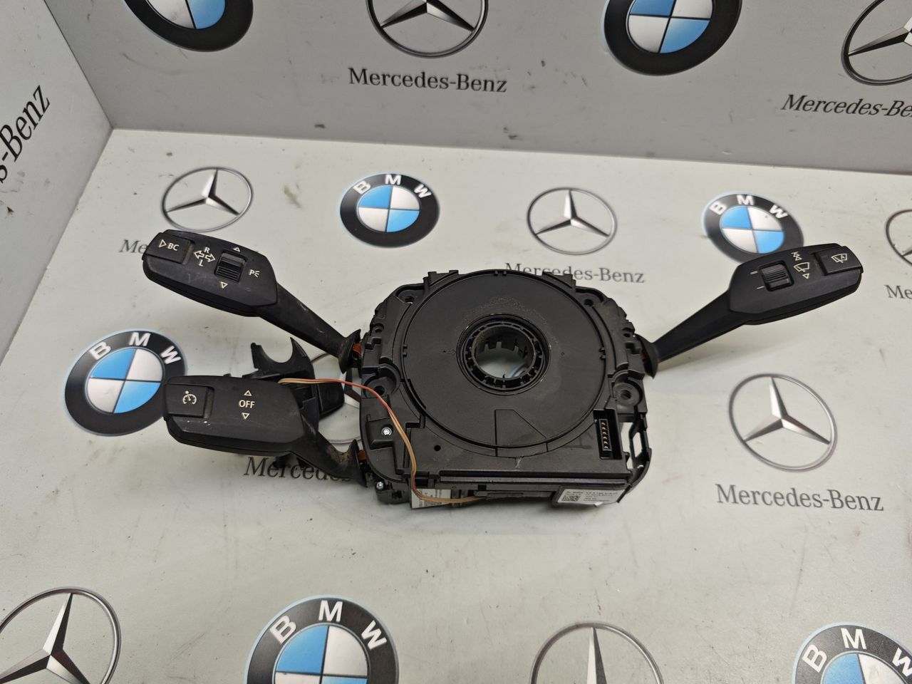 переключатель подрулевой (стрекоза) BMW X5 E70 [рестайлинг] 2013, 9164419