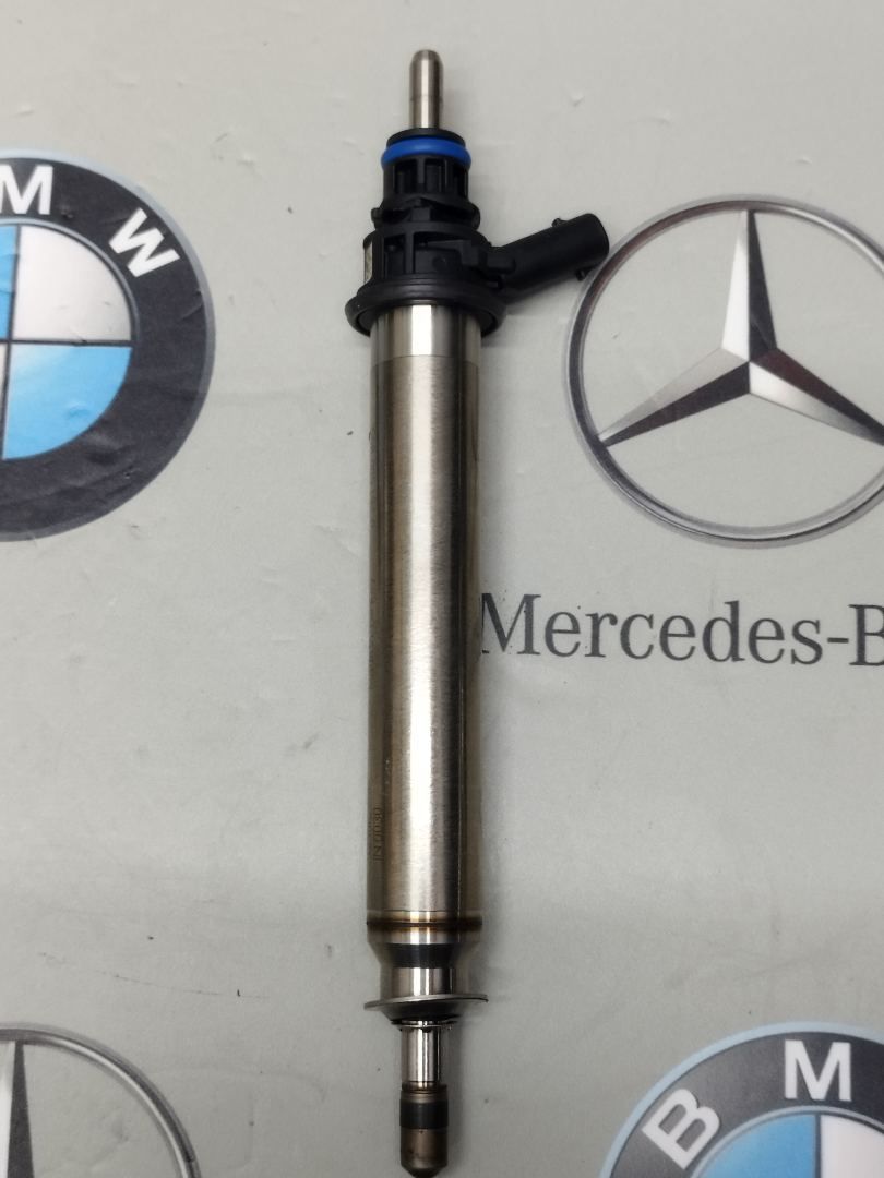 форсунка Mercedes-Benz E-Класс W213 [рестайлинг] 2022, 2.0 л., M264.920, бензин, A2560705600