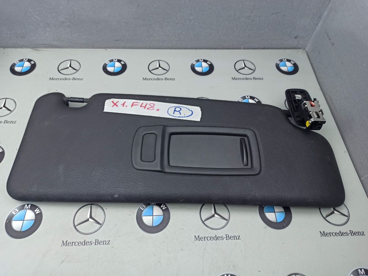 козырек солнцезащитный BMW X1 F48 2017, 1.8 л., дизель, АКПП, 475, полный привод