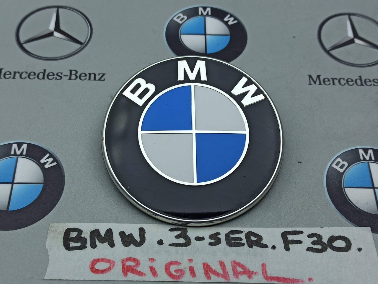 эмблема BMW 3 серия F30/F31 [рестайлинг] 2017, 8219237