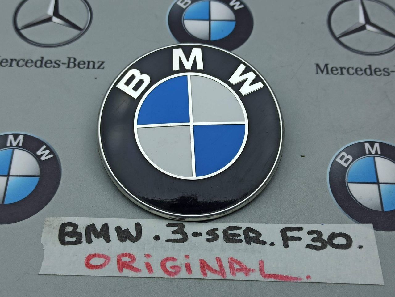 эмблема BMW 3 серия F30/F31 [рестайлинг] 2017, 8219237