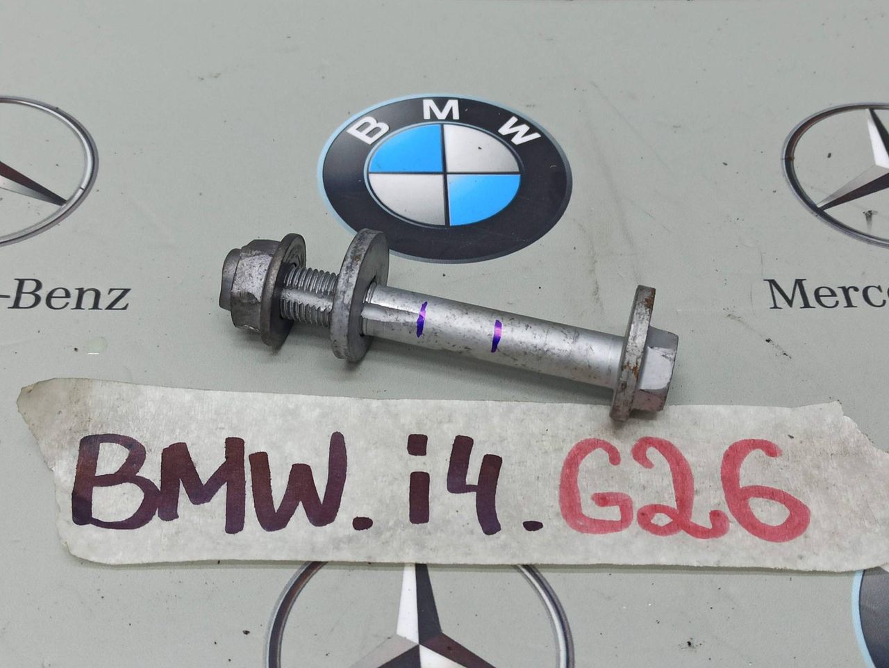 болт развальный BMW i4 G26 2022, электро, АКПП