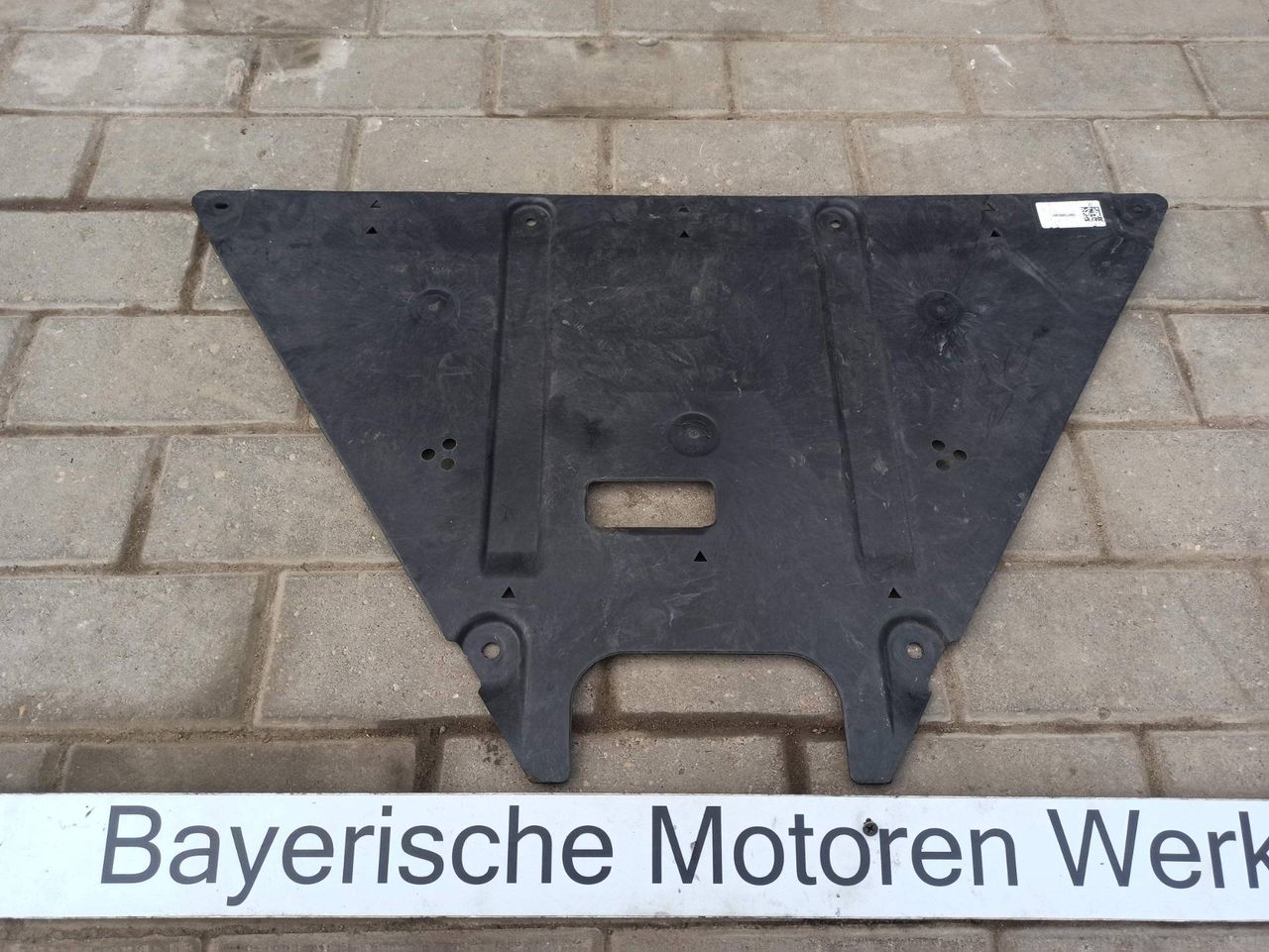 защита днища BMW i4 G26 2022, электро, АКПП, 8738054