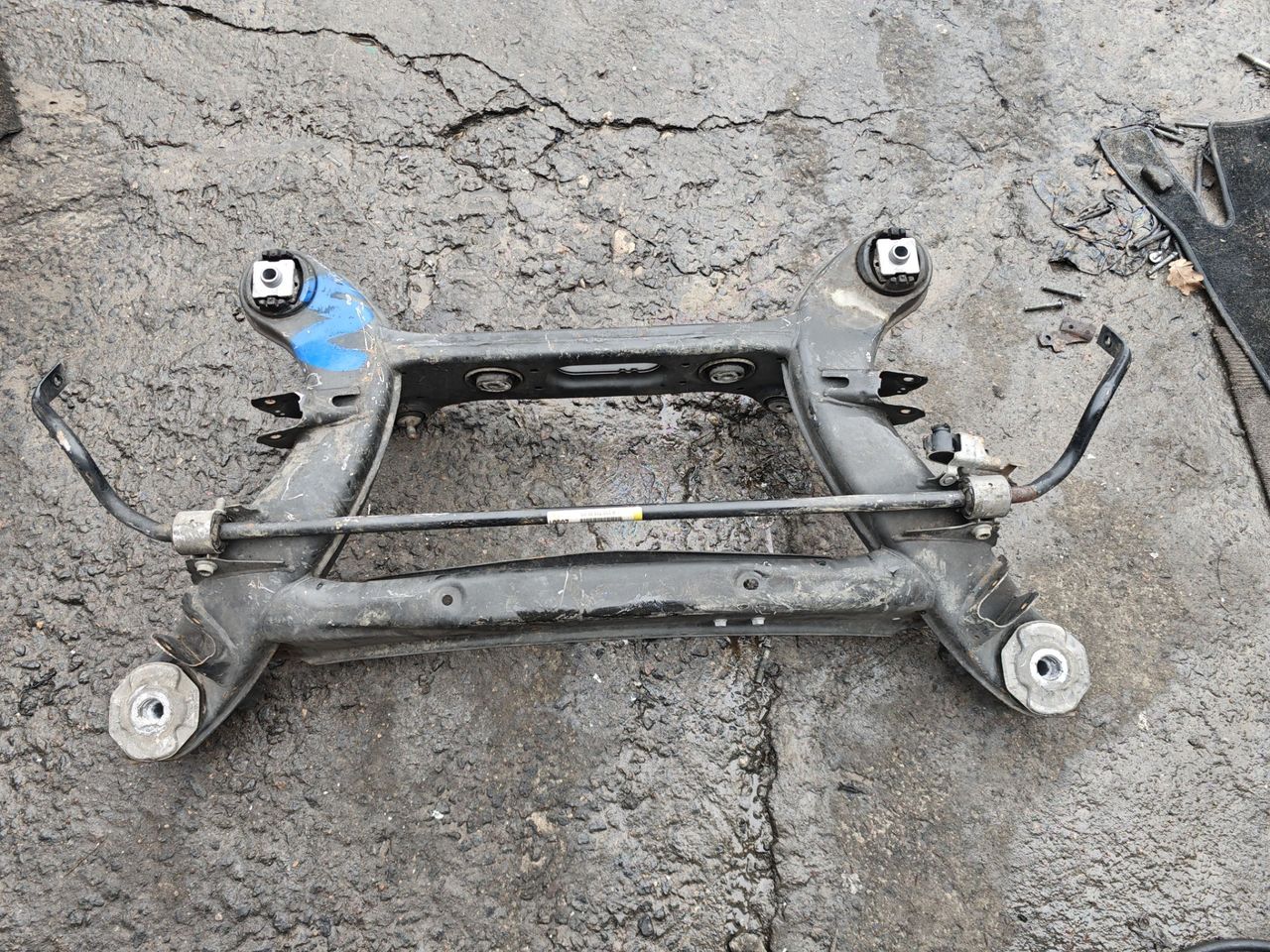 балка подвески задняя Mercedes-Benz C-Класс W205/S205/C205 2015